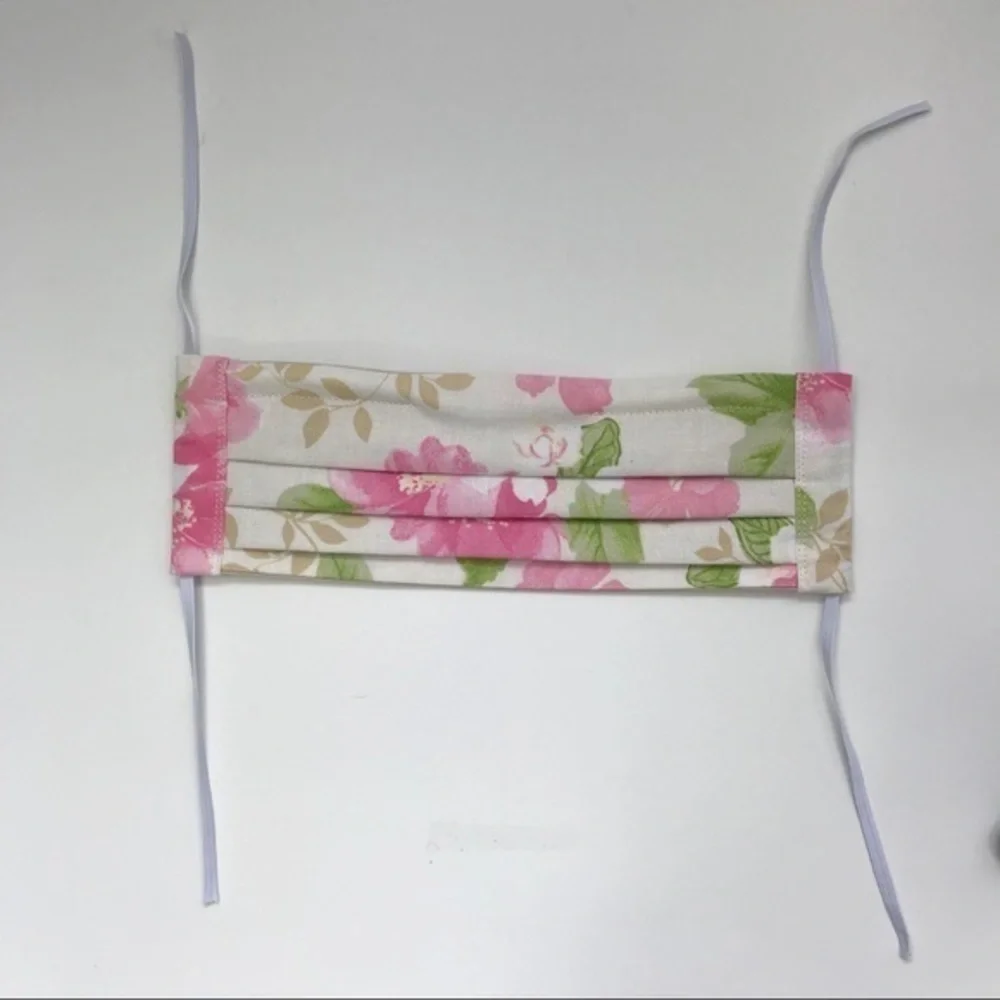 Free With Bundle Over $75 Pink floral‎ cloth mask face covering